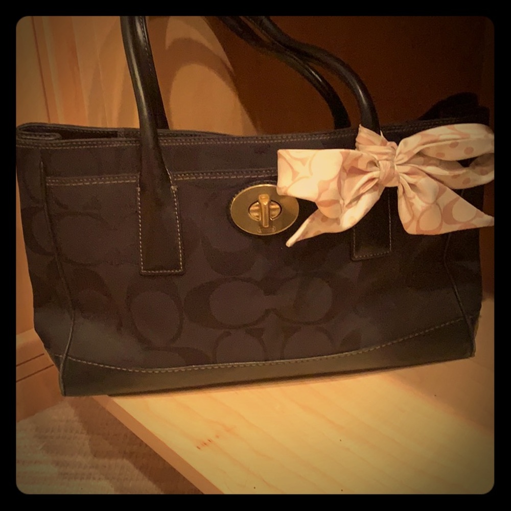 Black Coach Logo Handbag